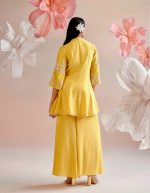 Short Kurti With Front Design - Image 3